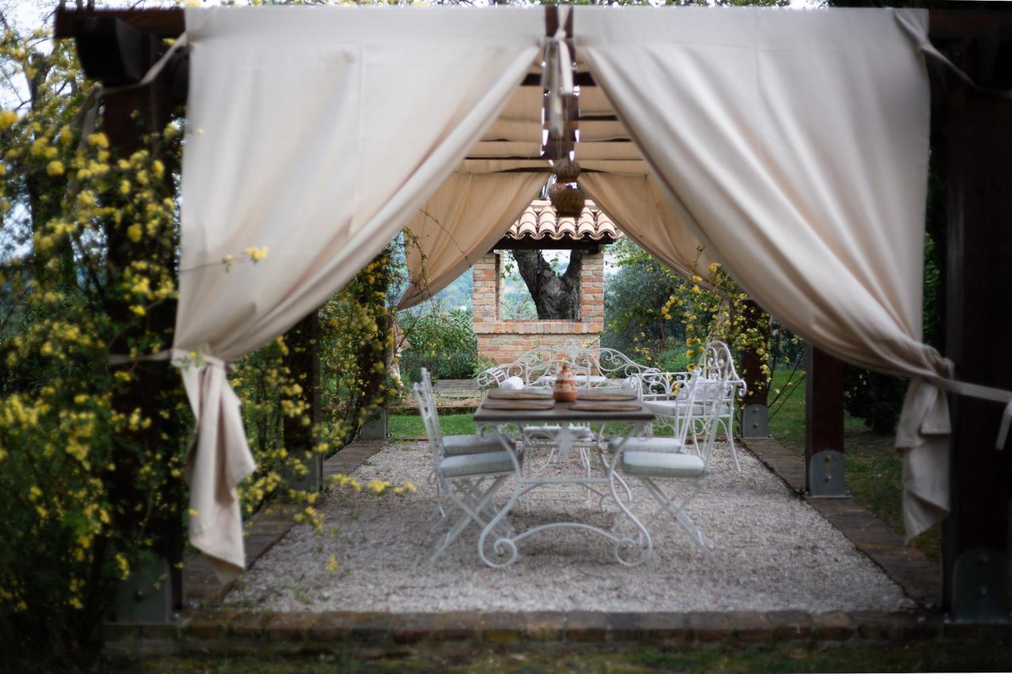 Ca' Le Cerque, Villa Surrounded By The Marche Nature Fossombrone Dış mekan fotoğraf