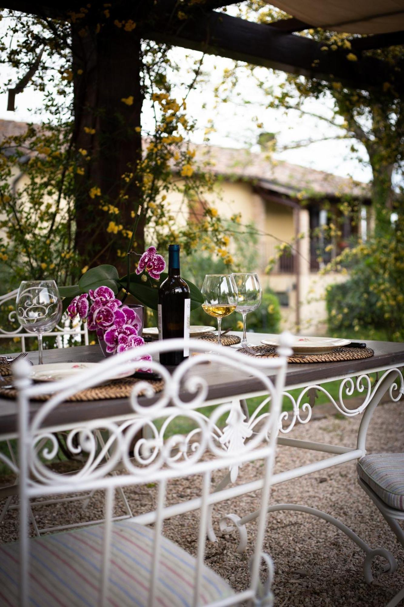 Ca' Le Cerque, Villa Surrounded By The Marche Nature Fossombrone Dış mekan fotoğraf
