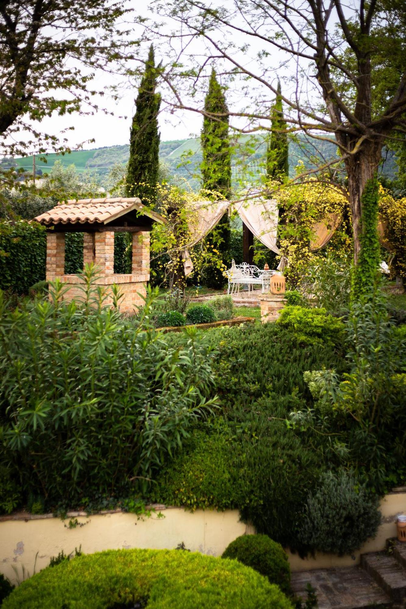 Ca' Le Cerque, Villa Surrounded By The Marche Nature Fossombrone Dış mekan fotoğraf